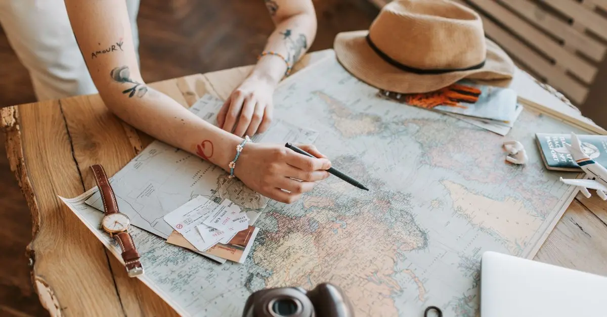 Comment Voyager Loin en Équilibrant Budget et Aventure