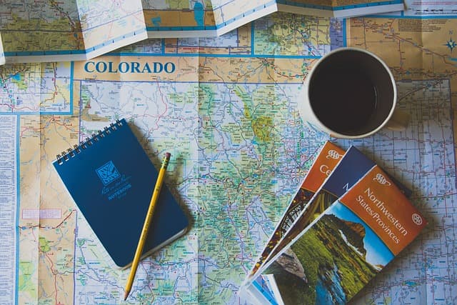 Comment Planifier Votre Voyage Lointain par Étapes Clés